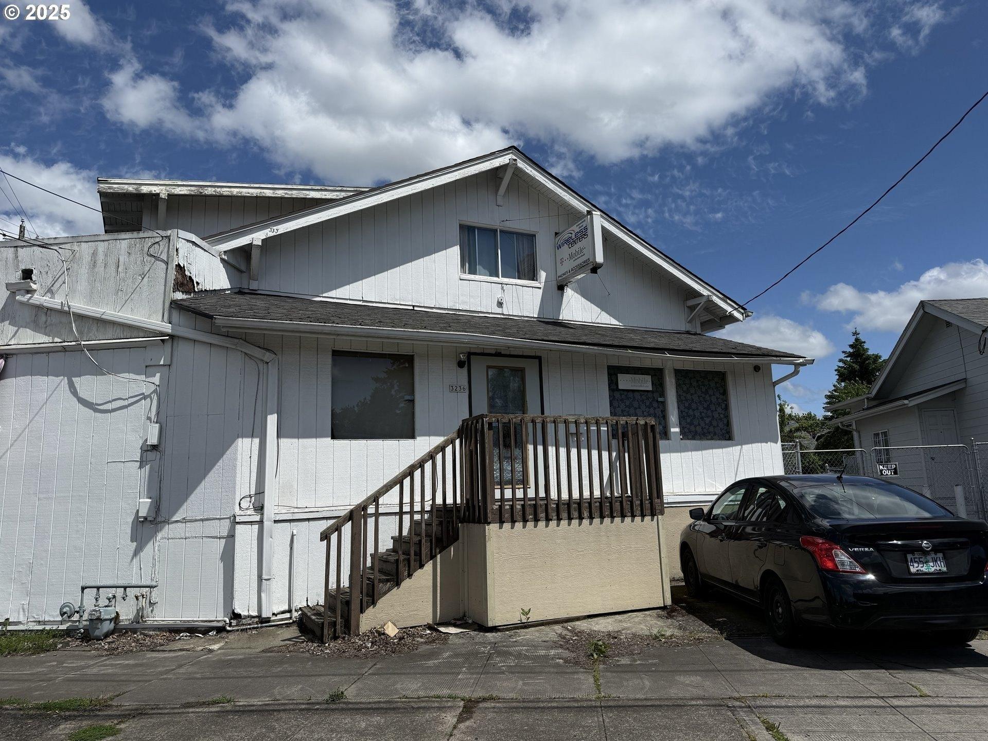 Property Image for 6812 Ne Sandy Blvd