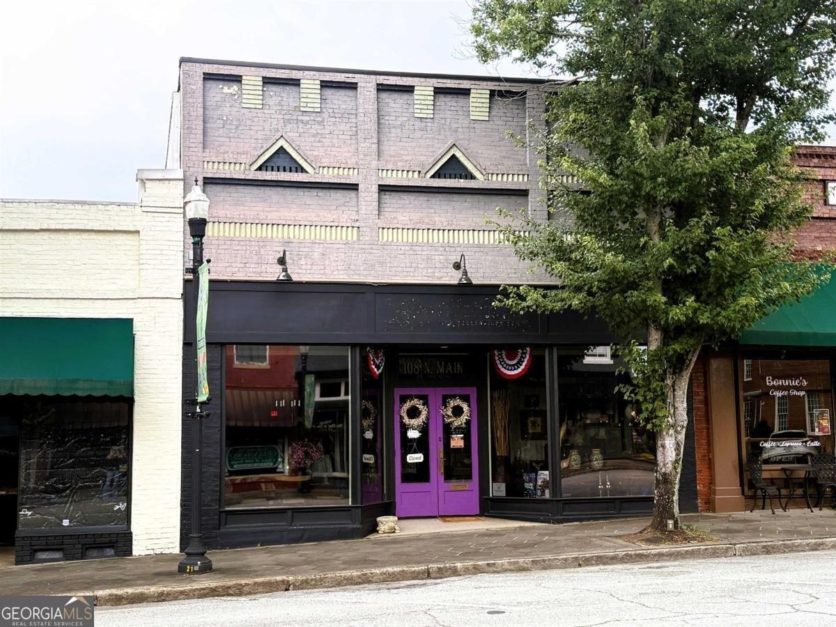 Property Image for 108 N Main