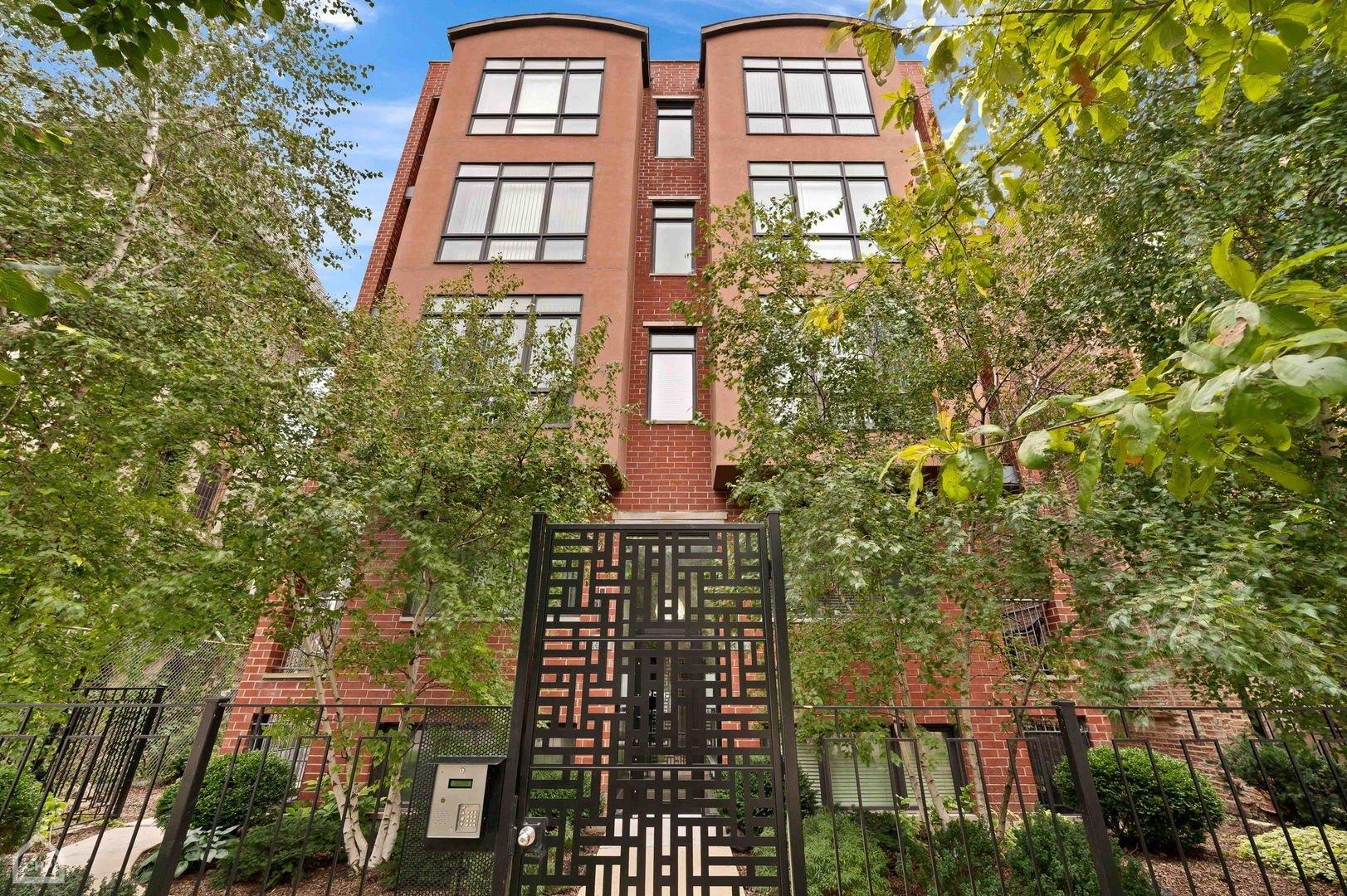 Property Image for 4417 S Indiana Avenue