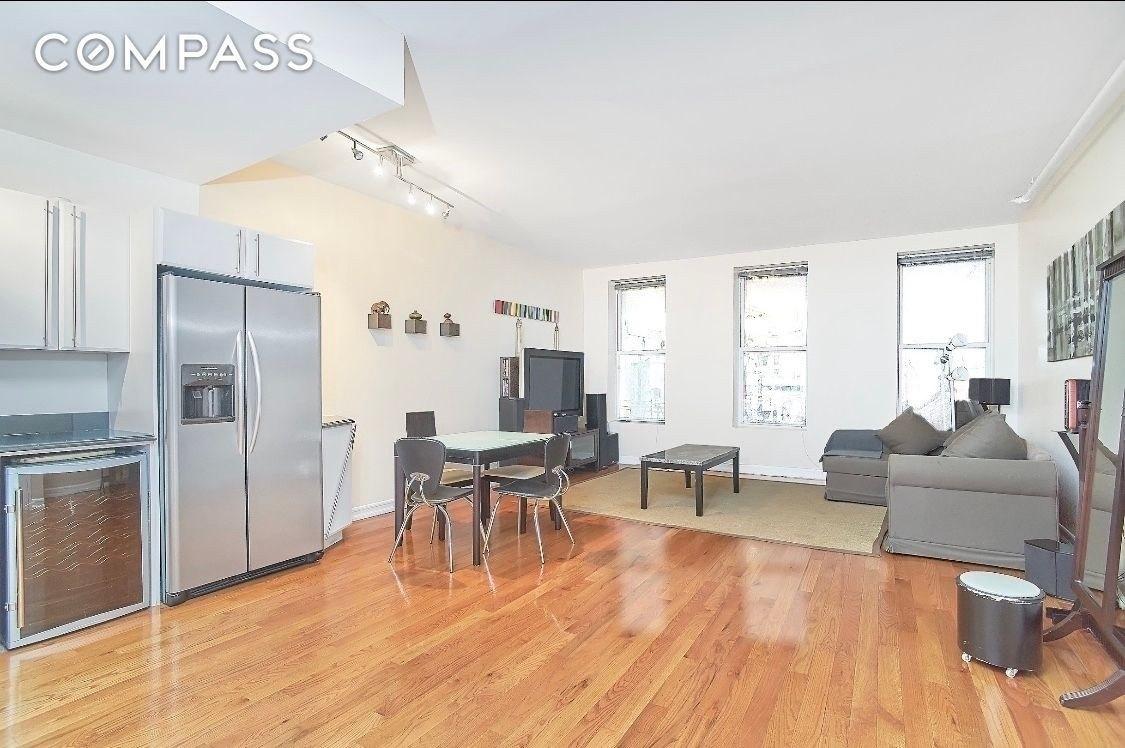 Property Image for 120 Nassau Street 3