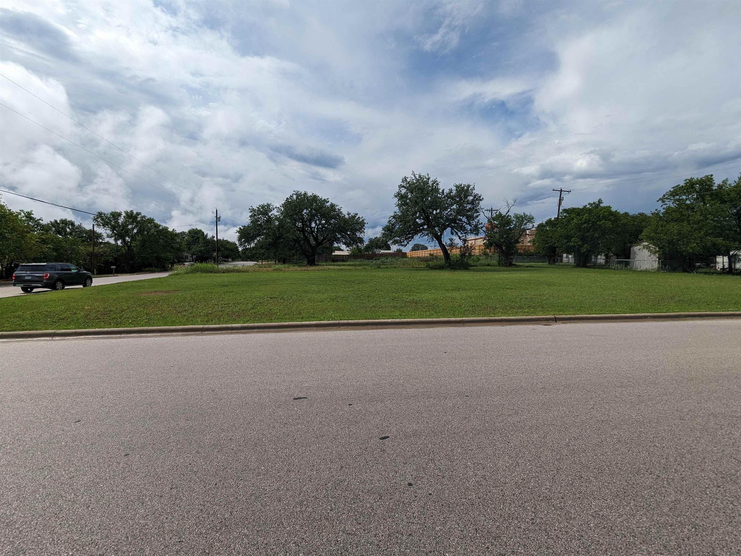 Property Image for 1602 S Chestnut St