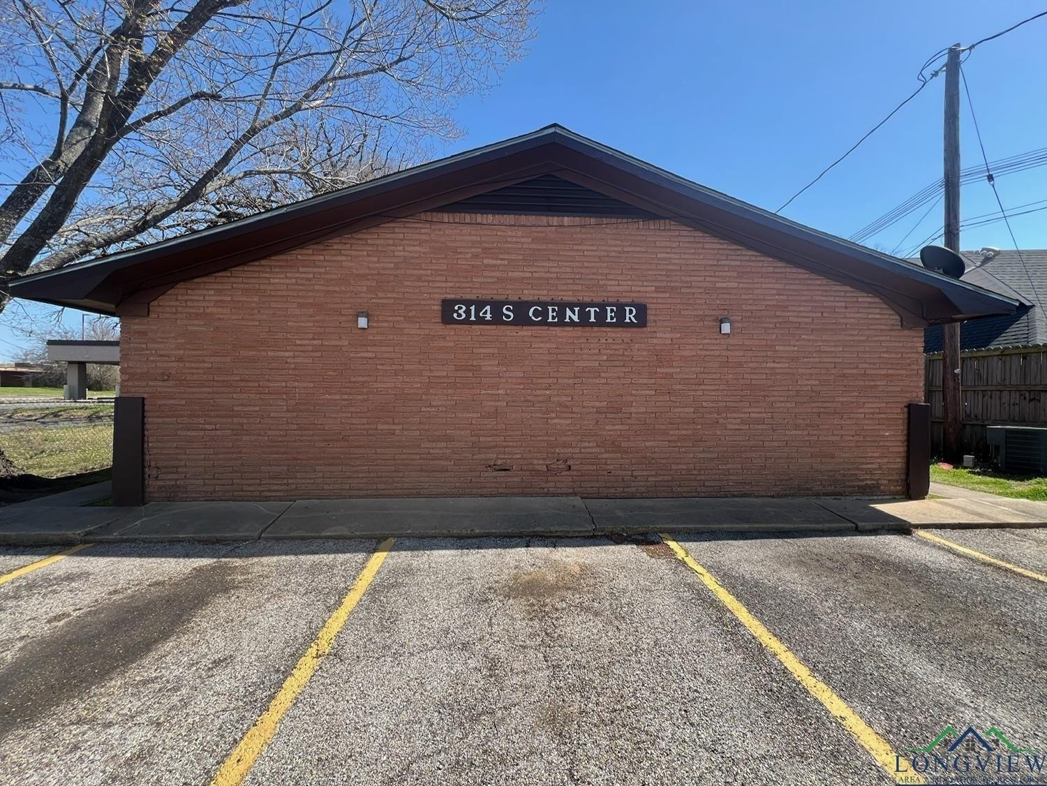 Property Image for 314 S Center St