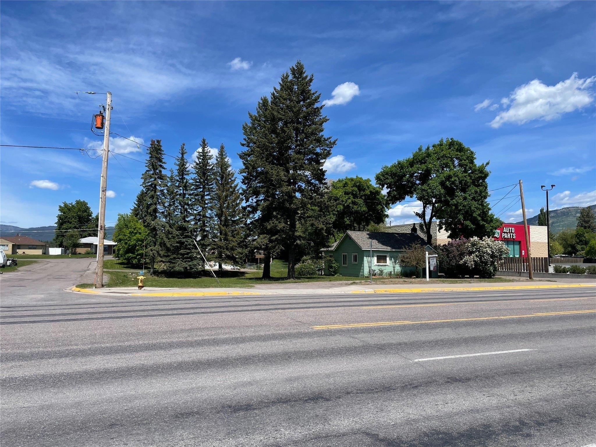 Property Image for 929 9th Street W