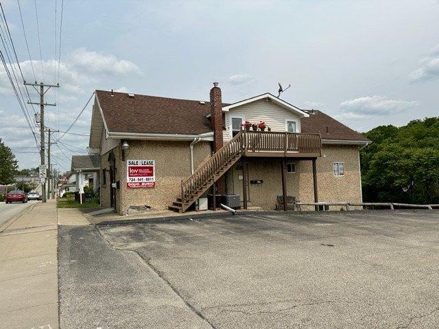 Property Image for 940 W Chestnut St