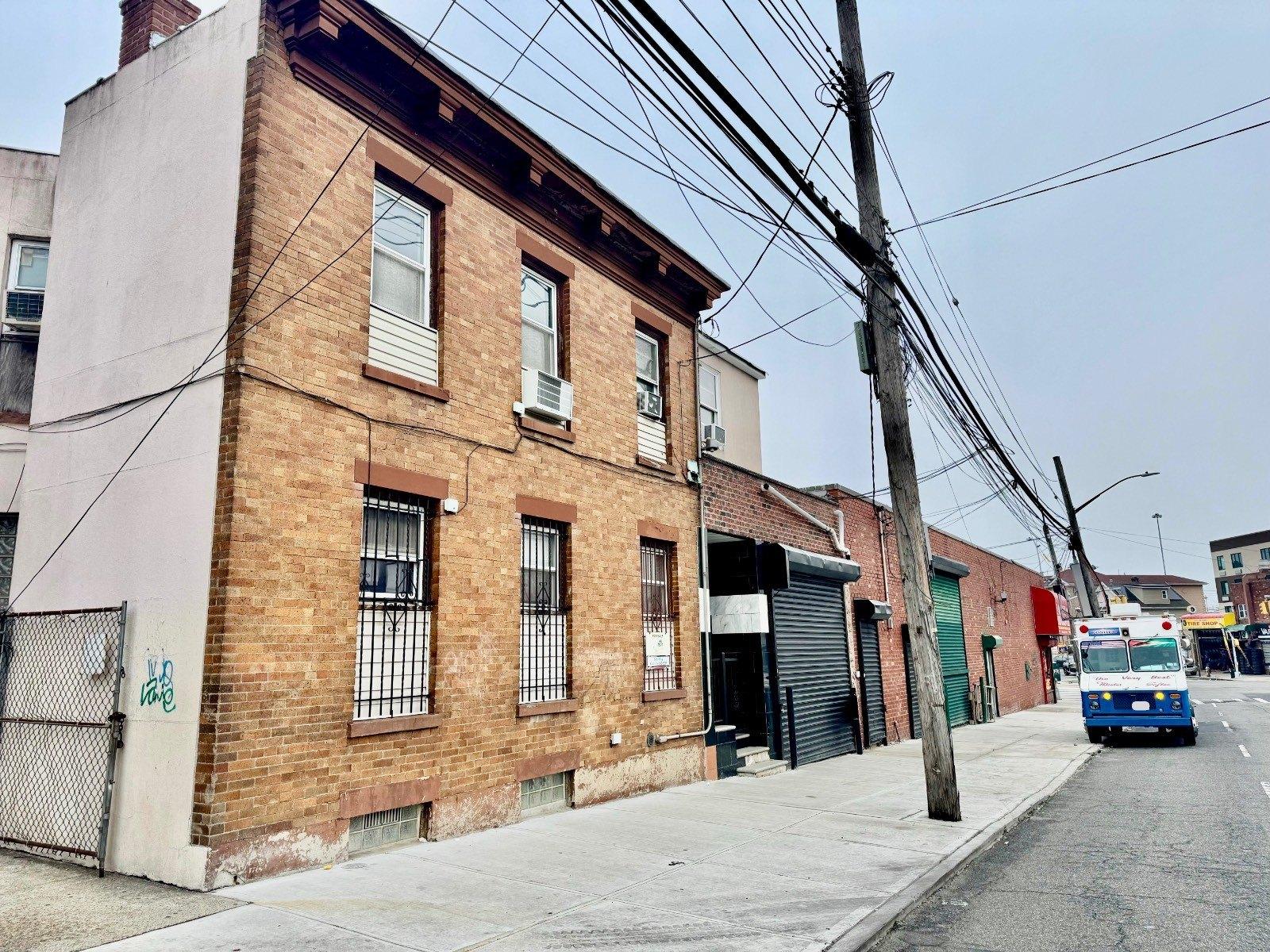 Property Image for 91-15 188th st