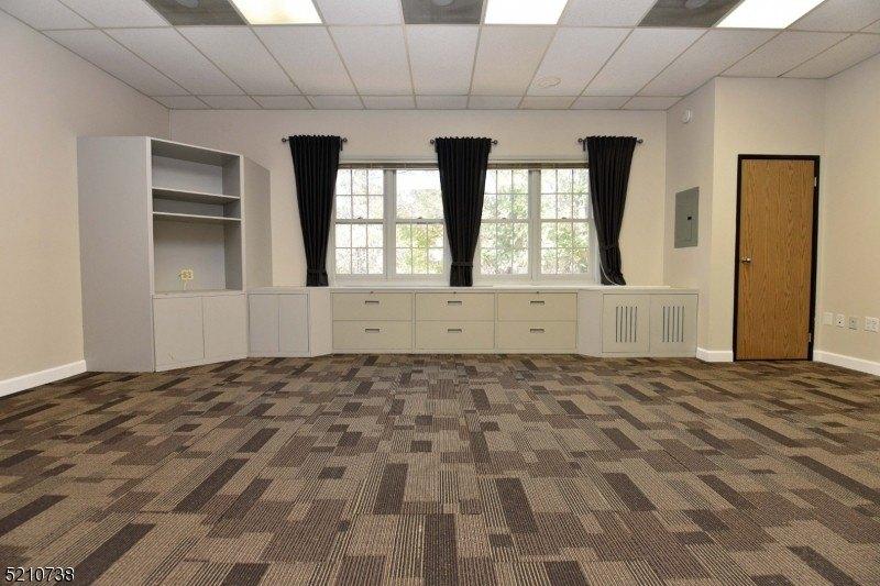 Property Image for 502 Hamburg Tpke