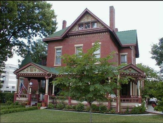 Property Image for 435 E Walnut Street