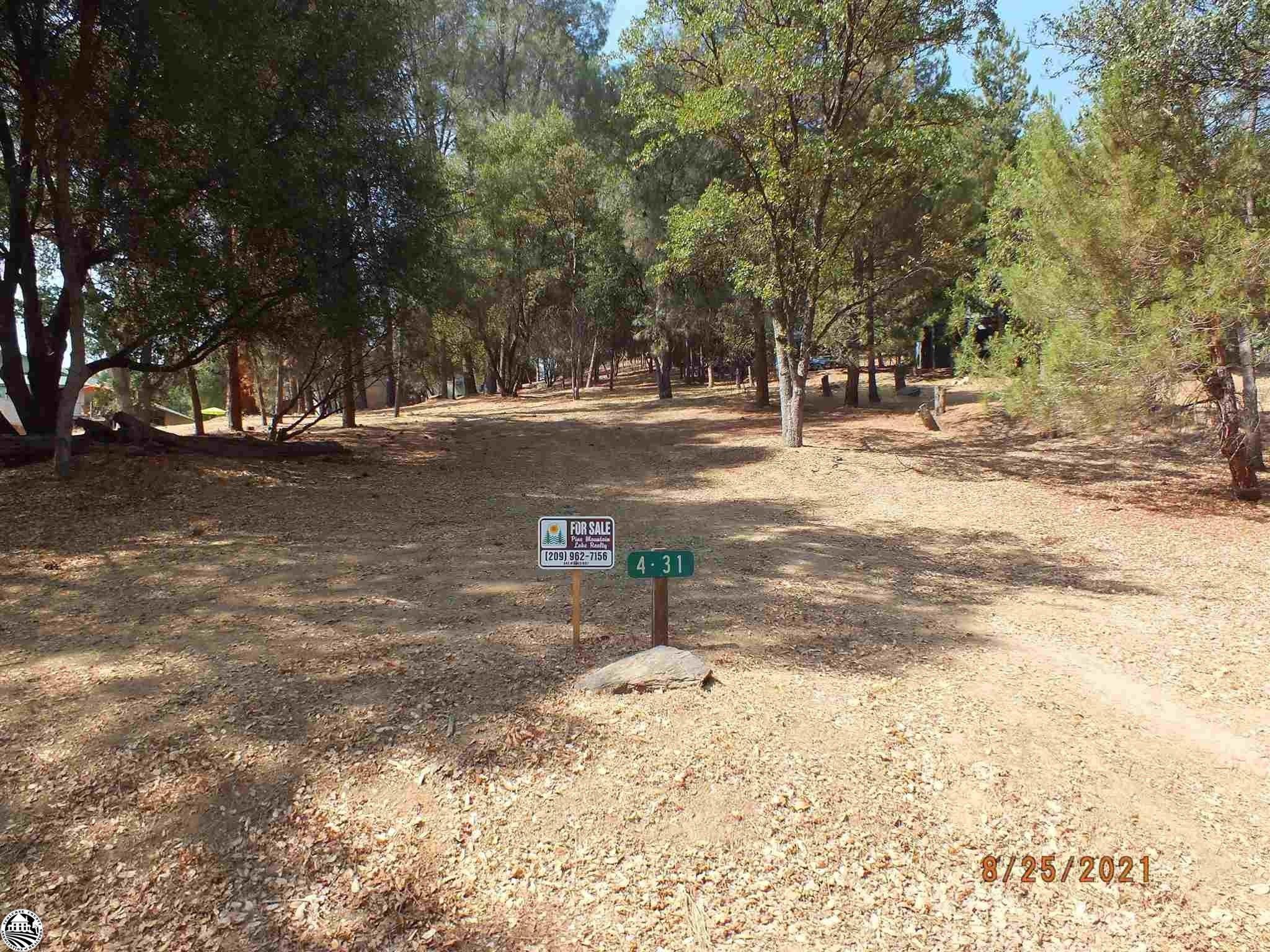 Property Image for 20650 Crescent Way Unit 4 Lot 31