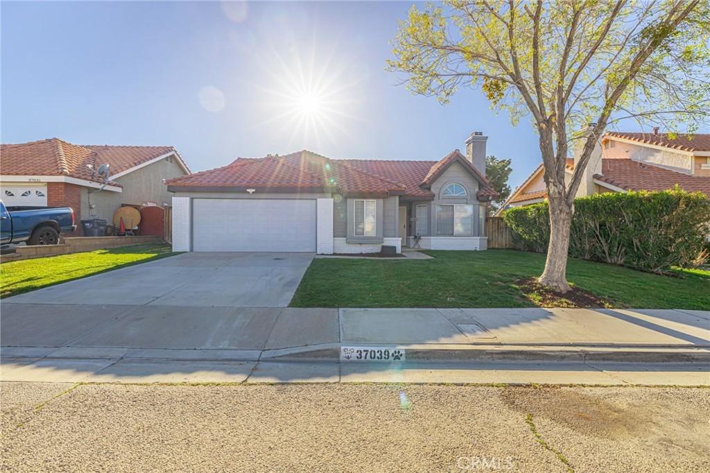 Property Image for 37039 Zinnia Street