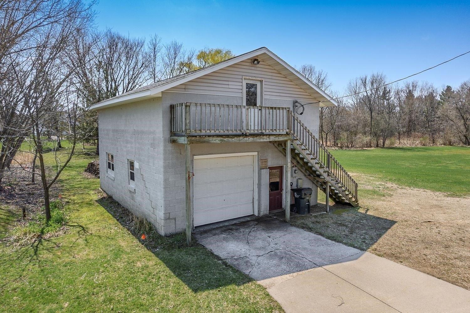 Property Image for 435 La Valle Street