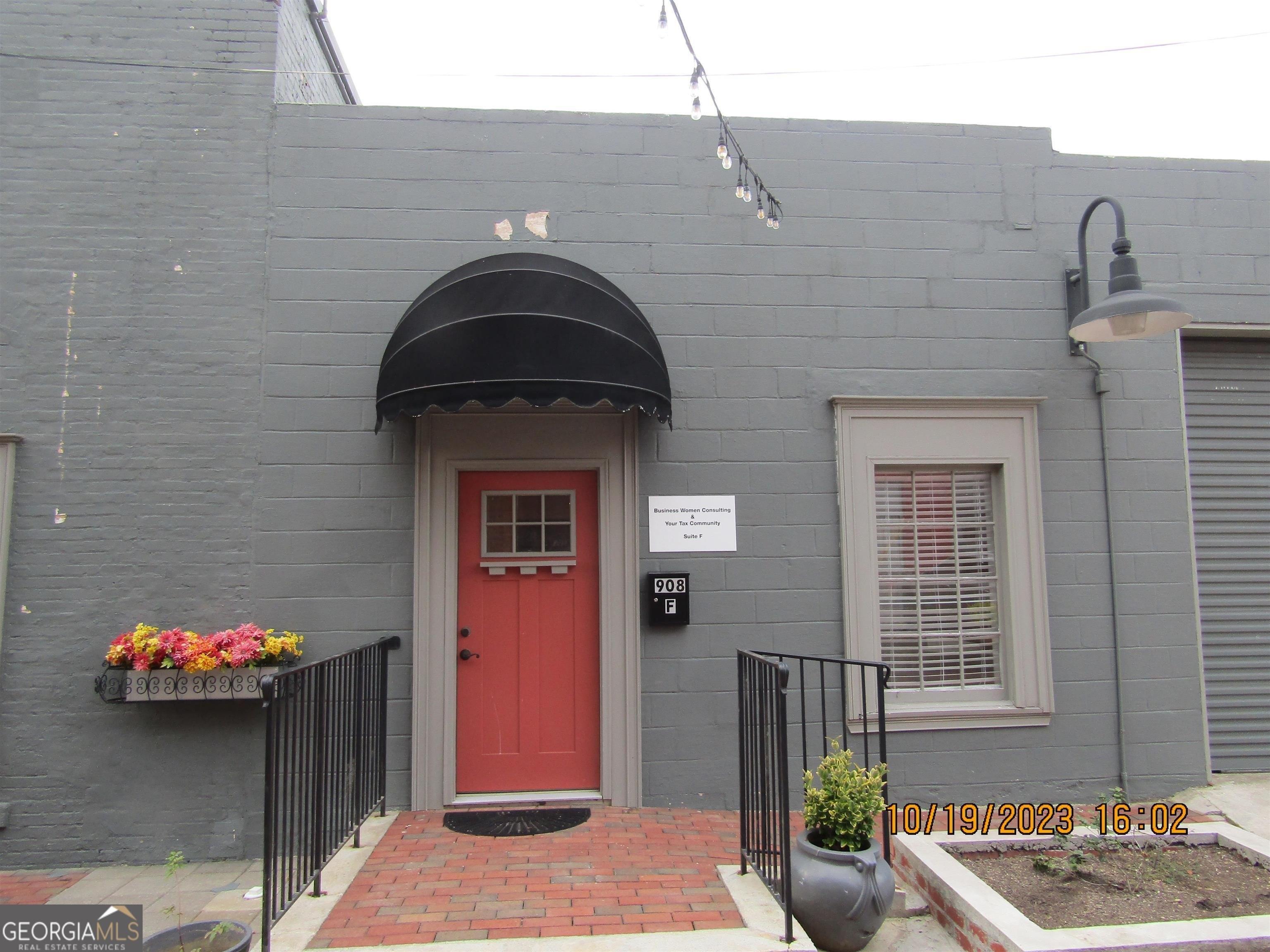 Property Image for 908f Commercial Street