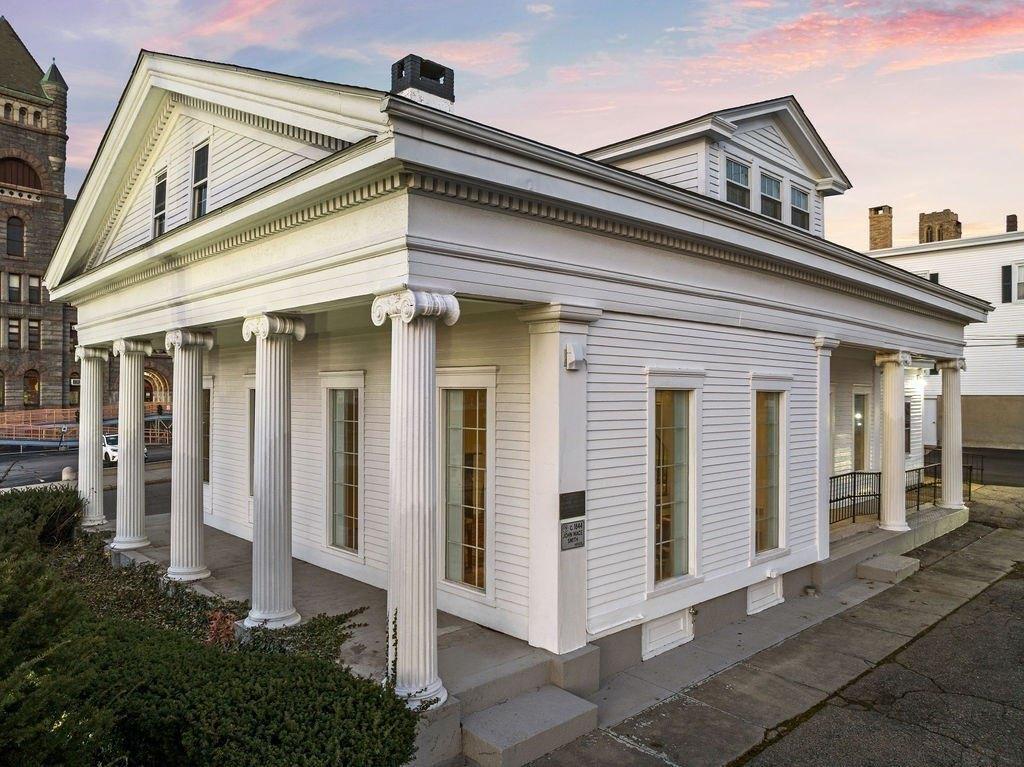 Property Image for 399 North Main