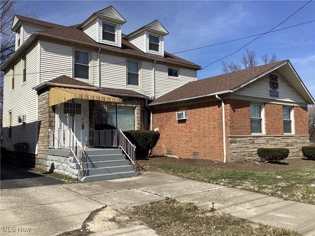Property Image for 15435 Saint Clair Avenue