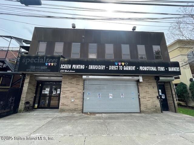 Property Image for 250 Buel Avenue