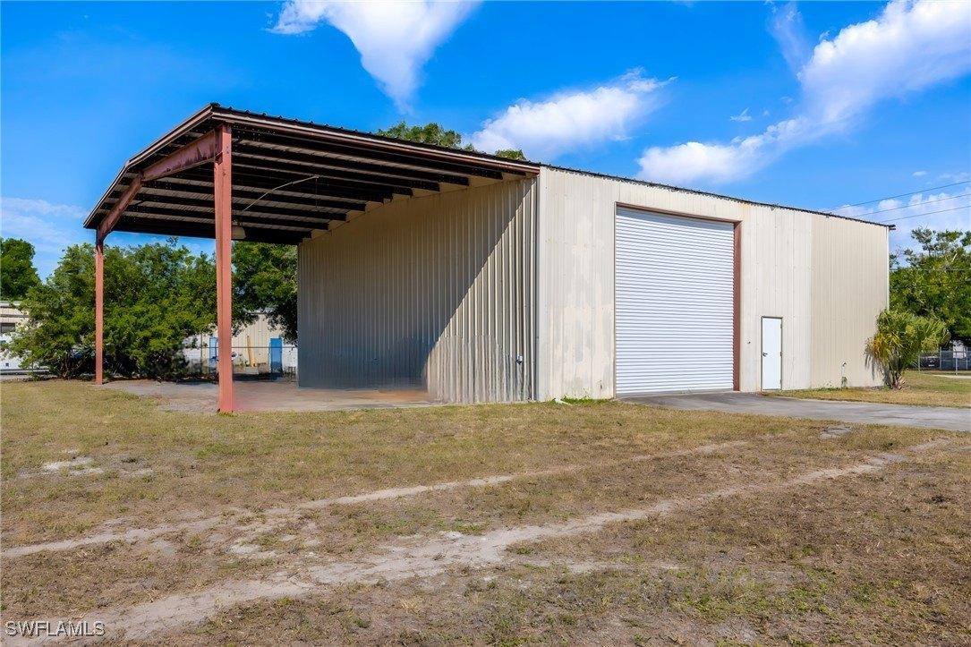 Property Image for 109 S Industrial Loop