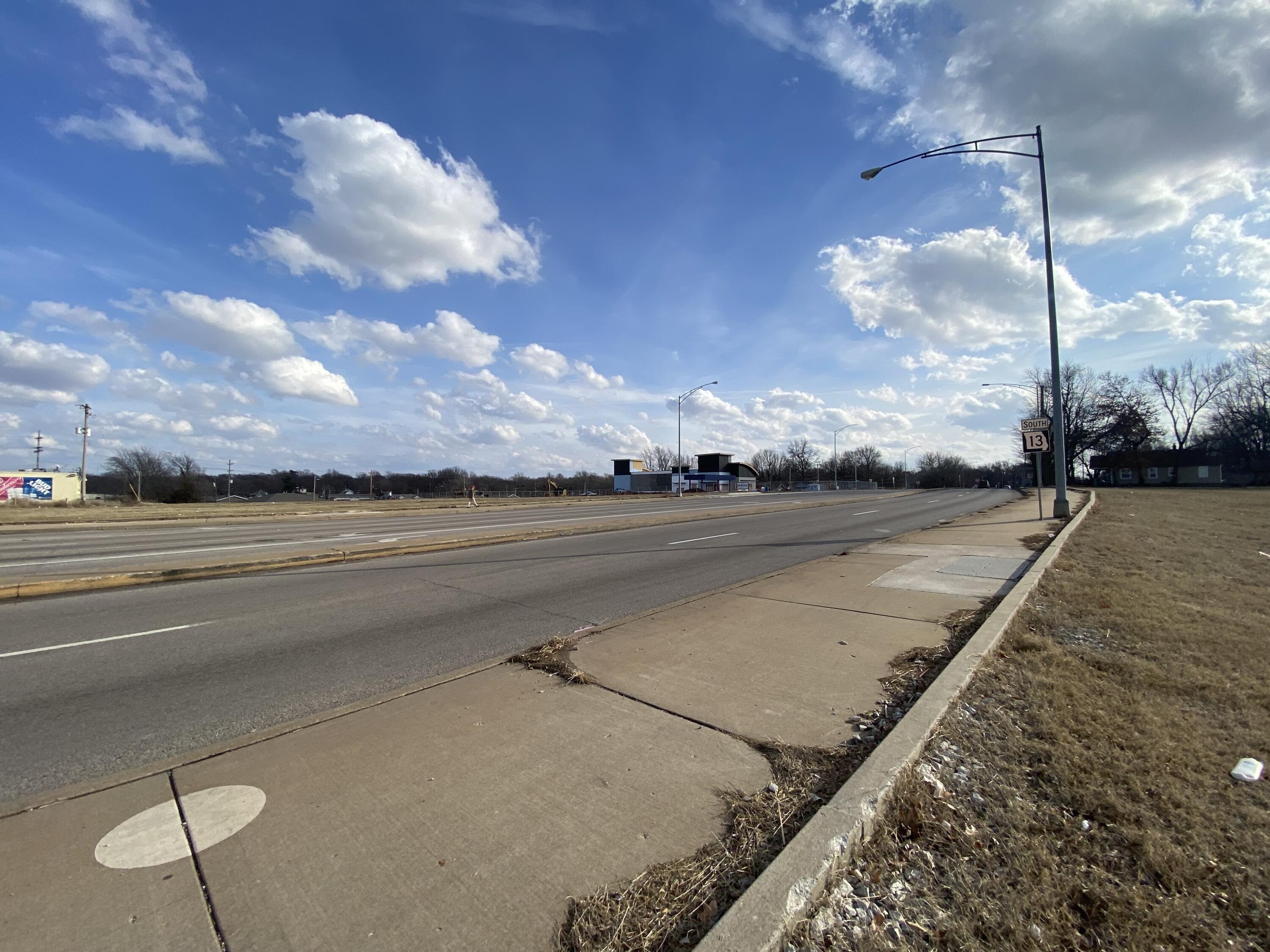 Property Image for 1.21 Acres N Kansas Expressway