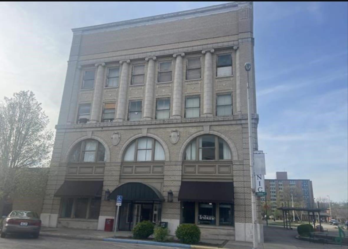 Property Image for 106-112 Center Street