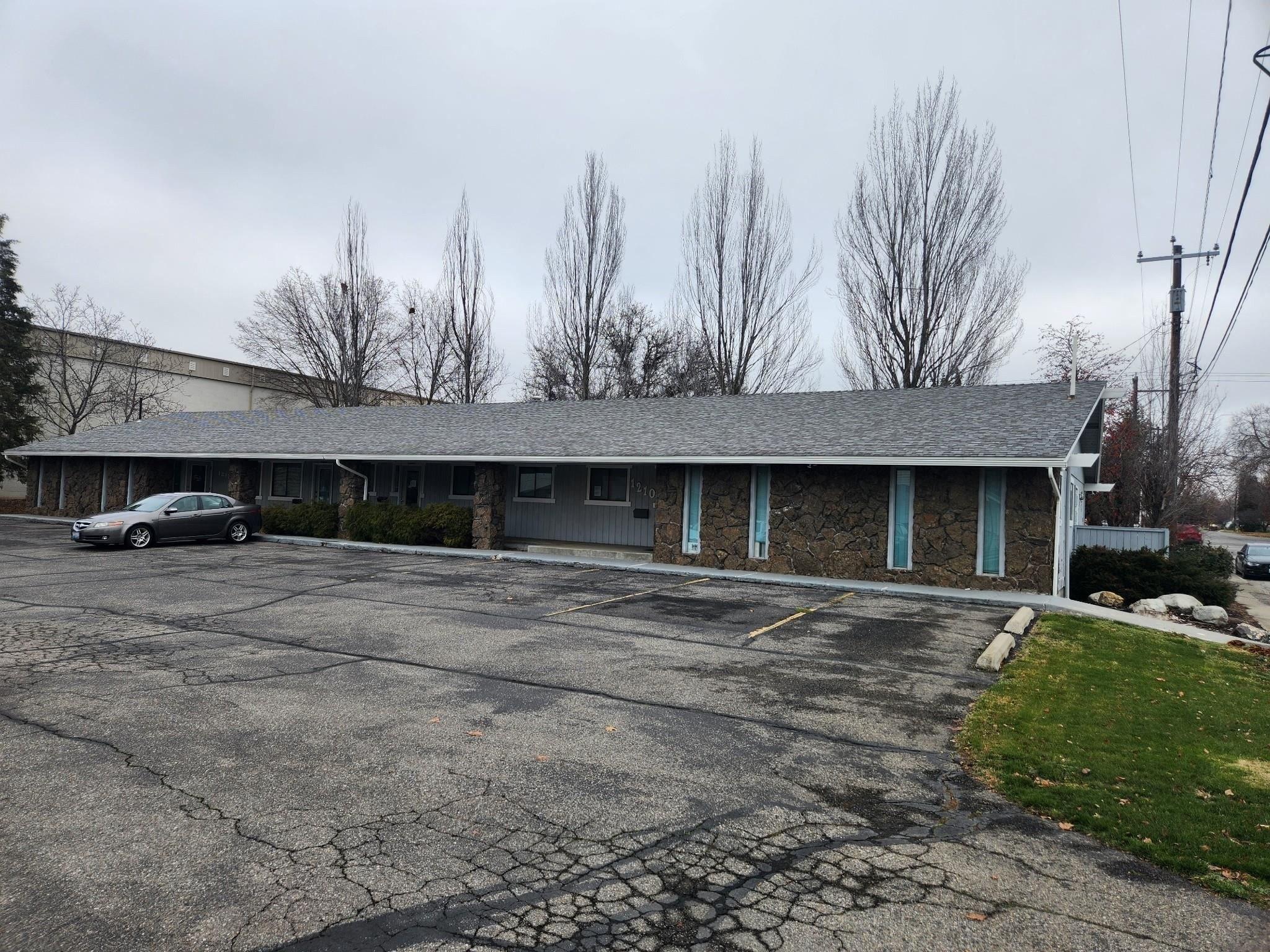 Property Image for 1210 N Argonne Rd