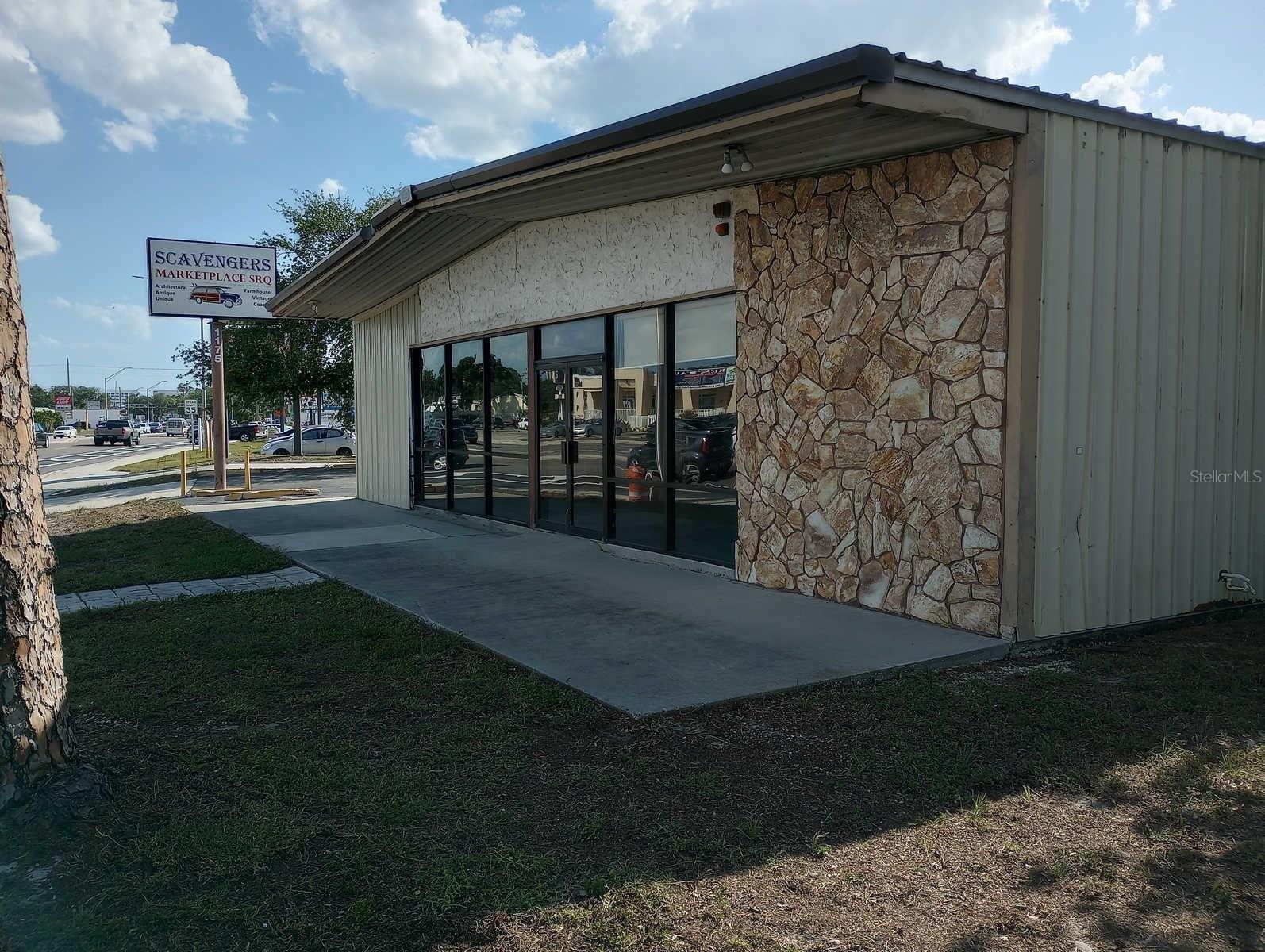Property Image for 1175 N Washington Boulevard