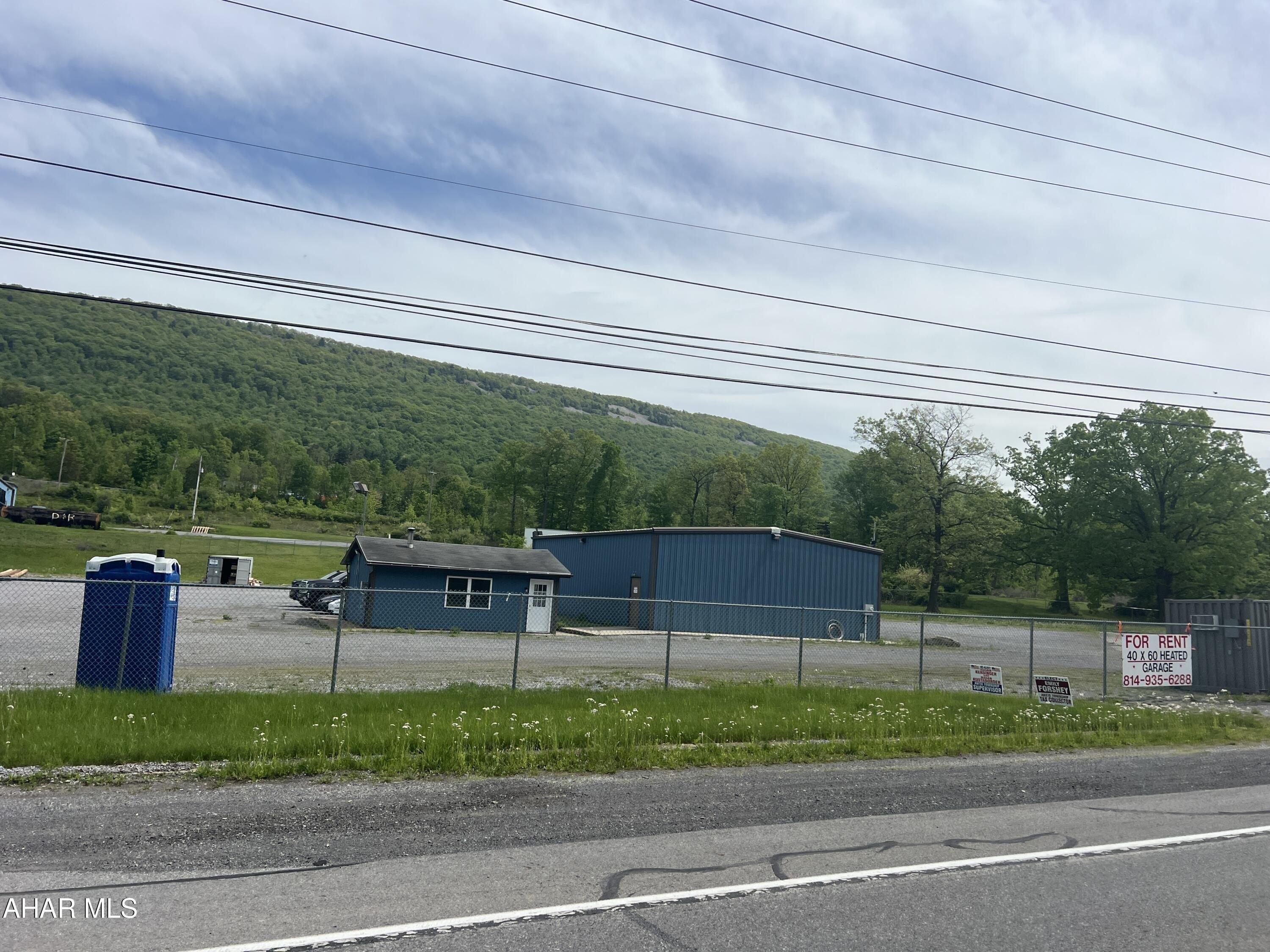 Property Image for 3773 E Pleasant Valley Boulevard