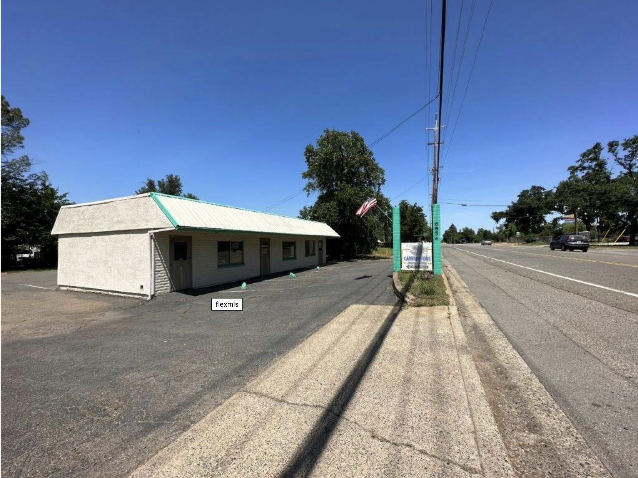 Property Image for 6854 Airport Road