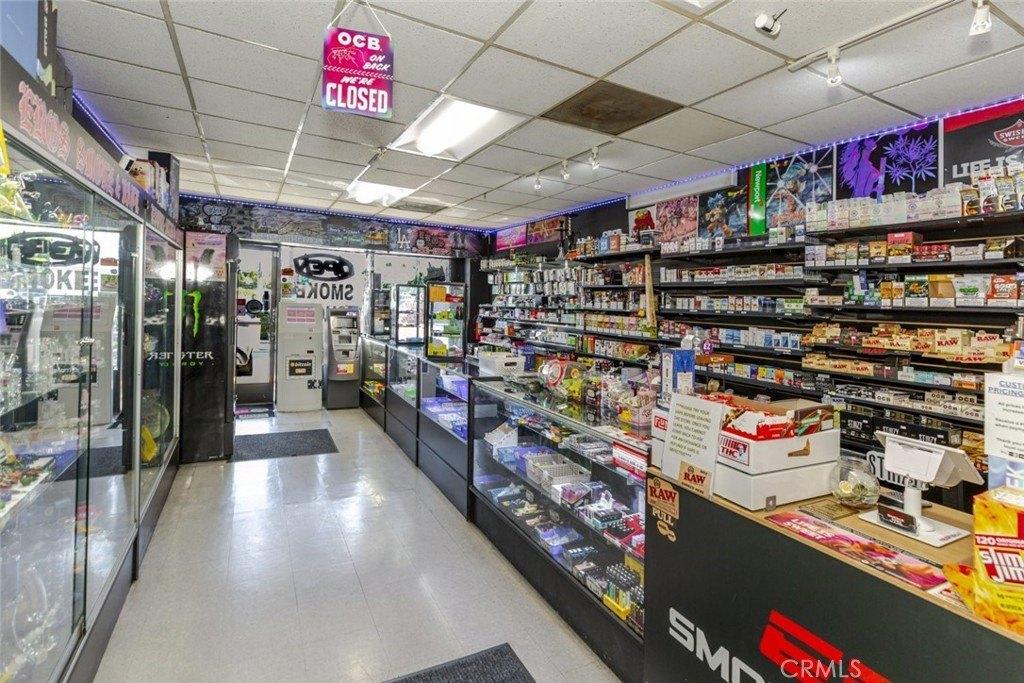 Property Image for 4463 Beverly Boulevard