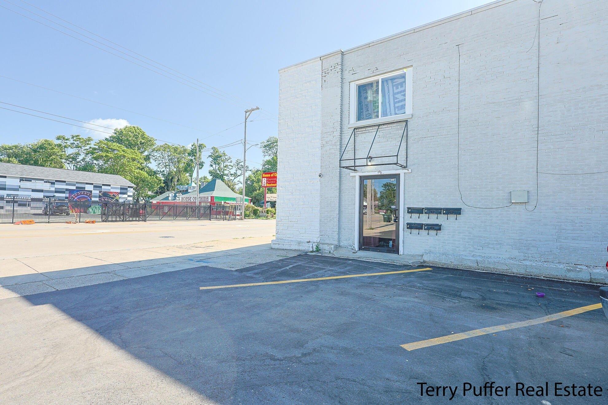 Property Image for 851 W Laketon Avenue A