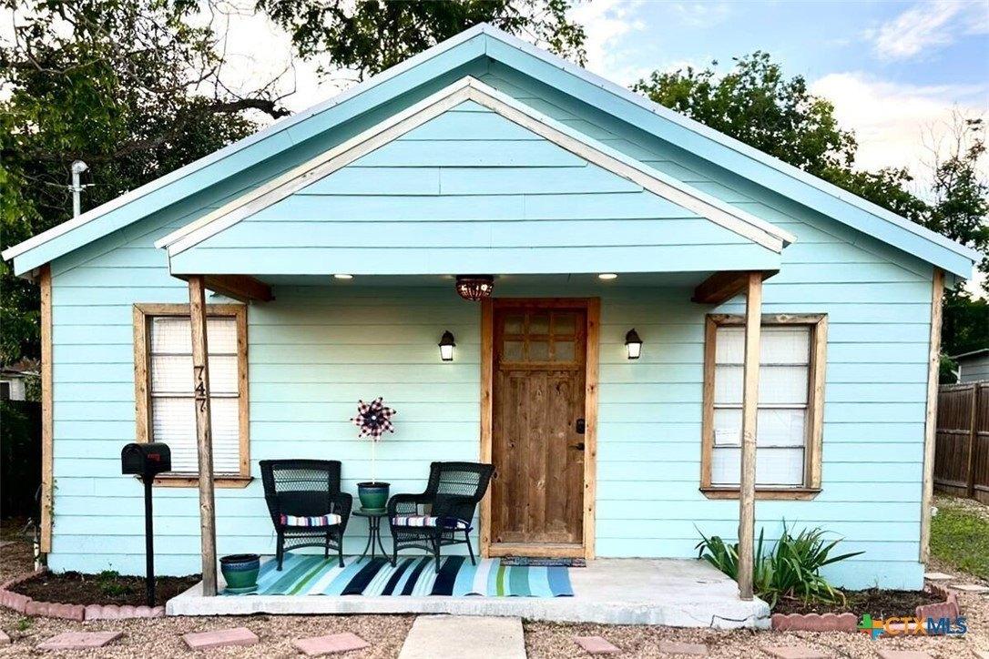 Property Image for 747 Oasis Street