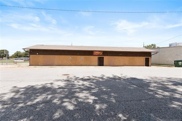 Property Image for 551 N 28th West Avenue