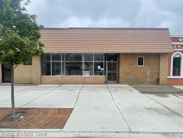 Property Image for 17039 W WARREN Avenue