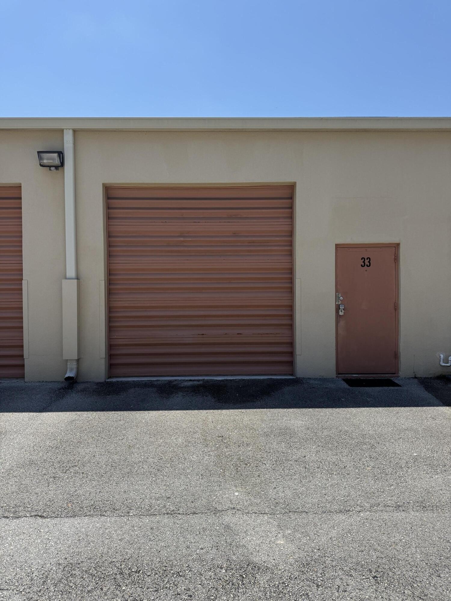 Property Image for 803 Maplewood Drive 33