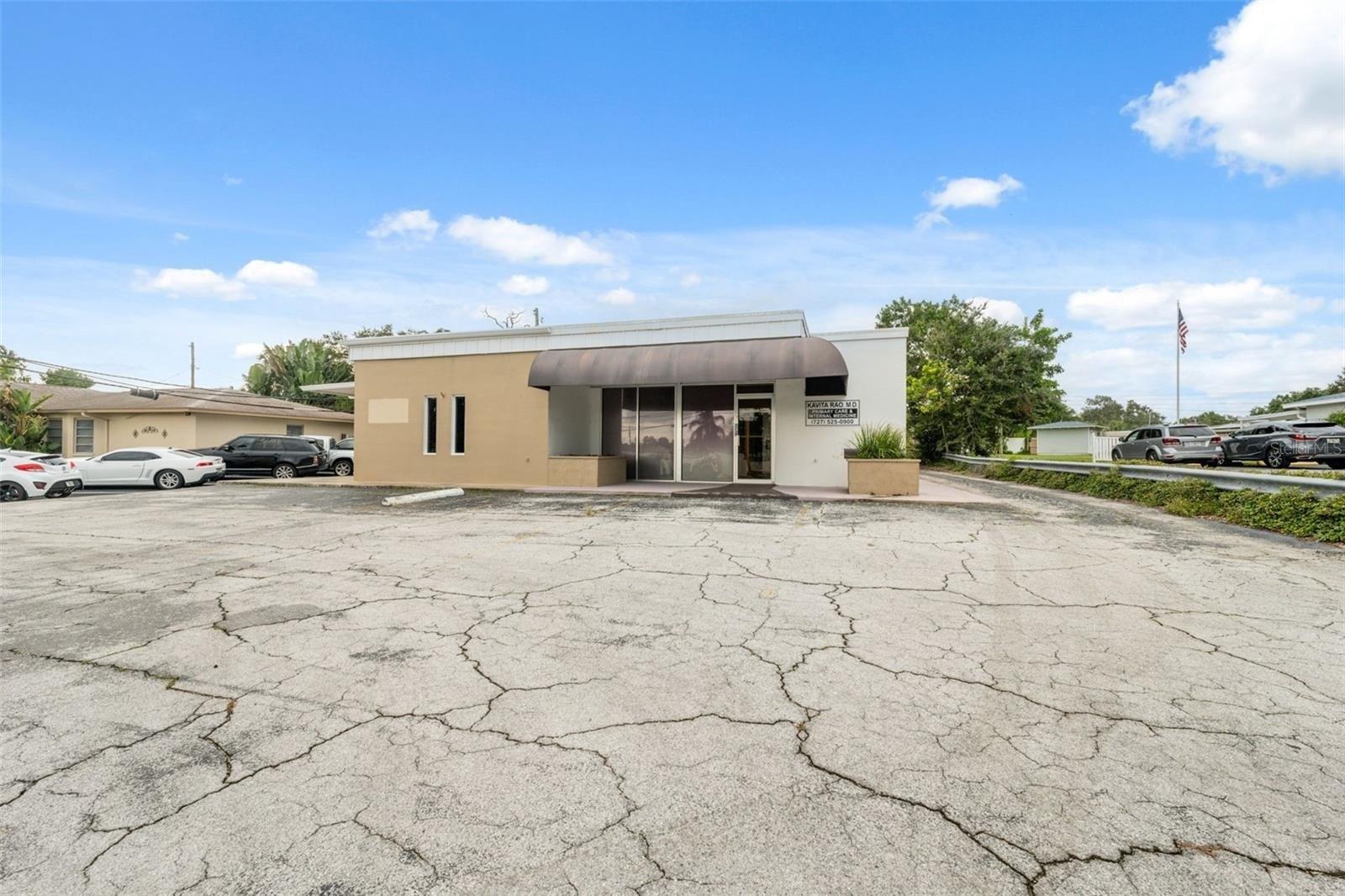 Property Image for 2101 Indian Rocks Road S