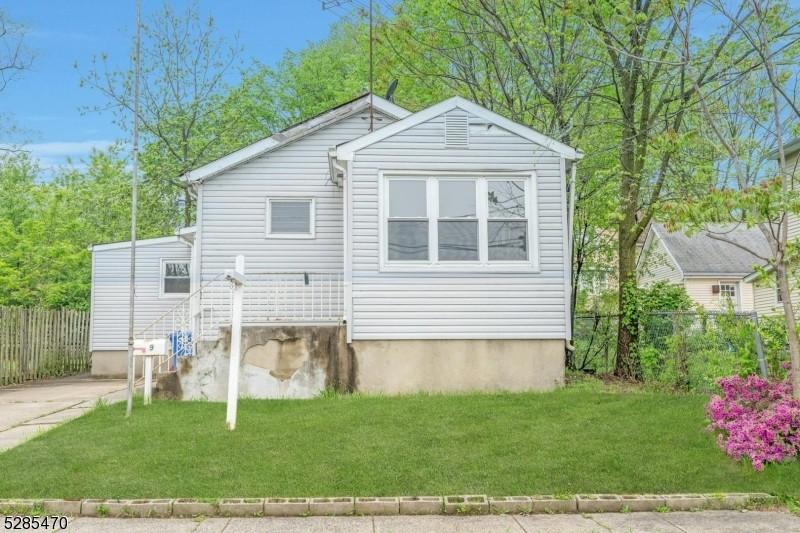 Property Image for 9 Hillcrest Ave