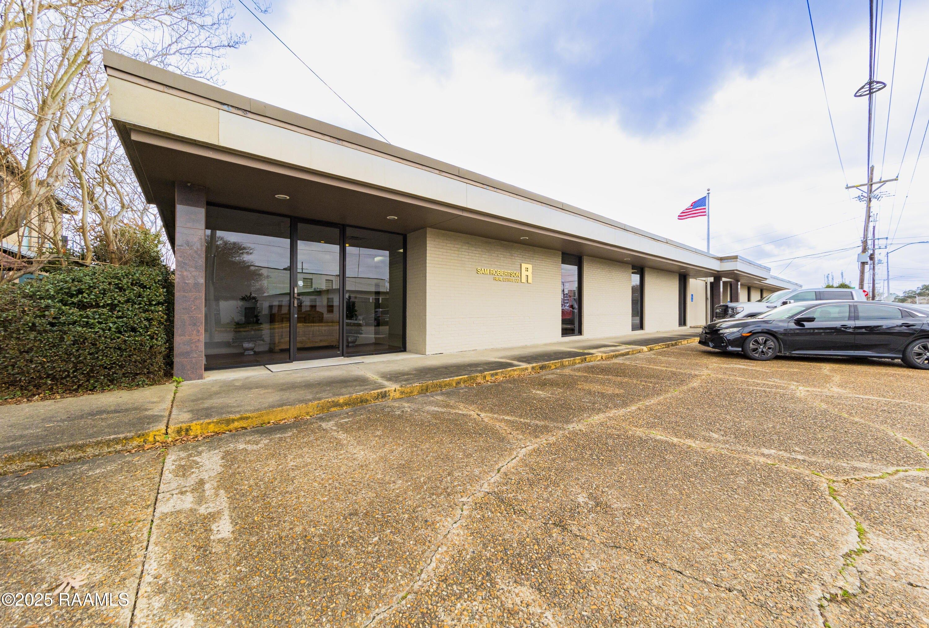Property Image for 227 Heymann Boulevard