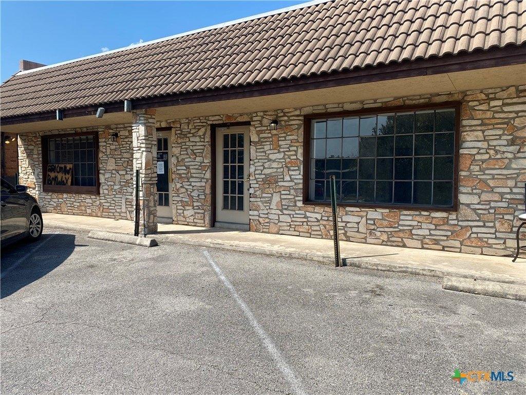 Property Image for 221 N Cm Allen Parkway 221
