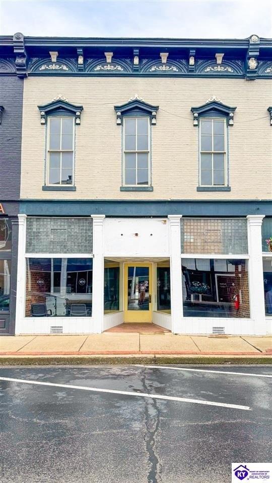 Property Image for 117 E Main Street