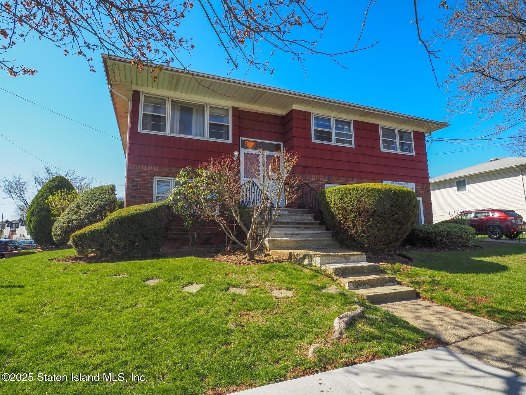 Property Image for 1039 Richmond Road