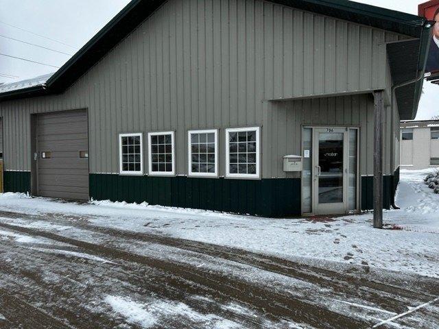 Property Image for 706 Bloomington Road