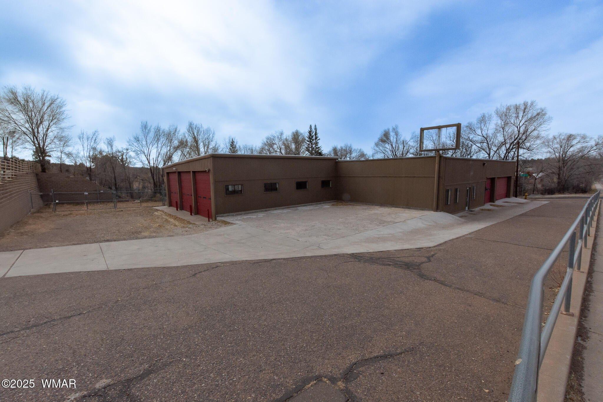 Property Image for 1641 E Deuce Of Clubs