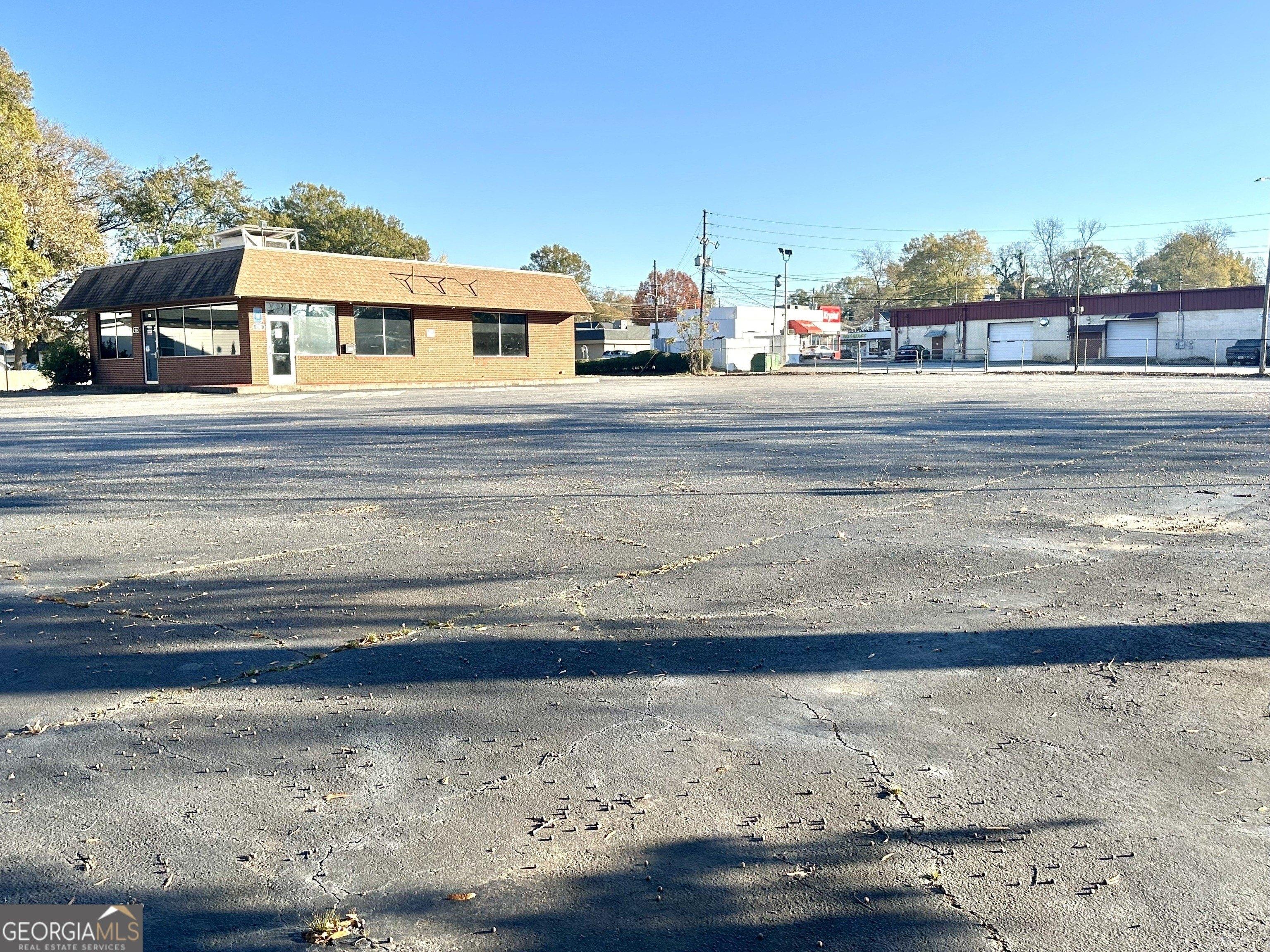 Property Image for 526 W Solomon