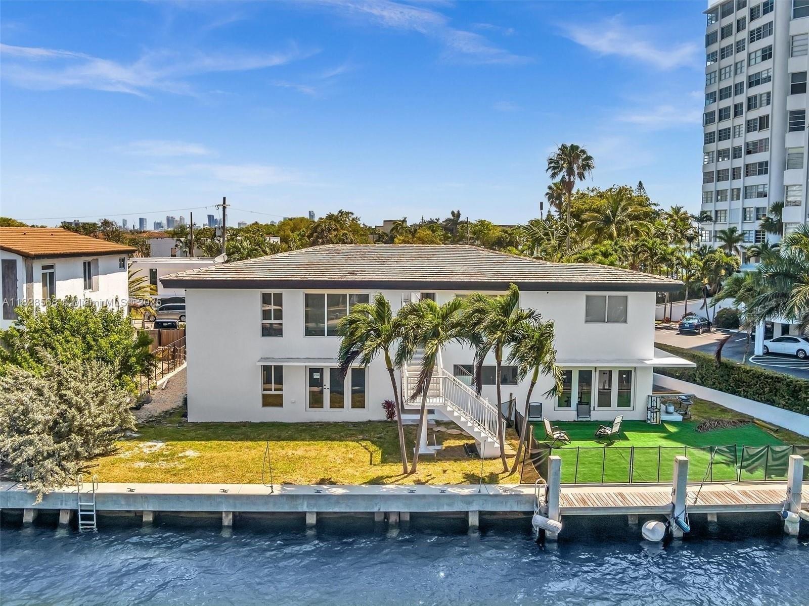 Property Image for 11900 N Bayshore Dr 1-8