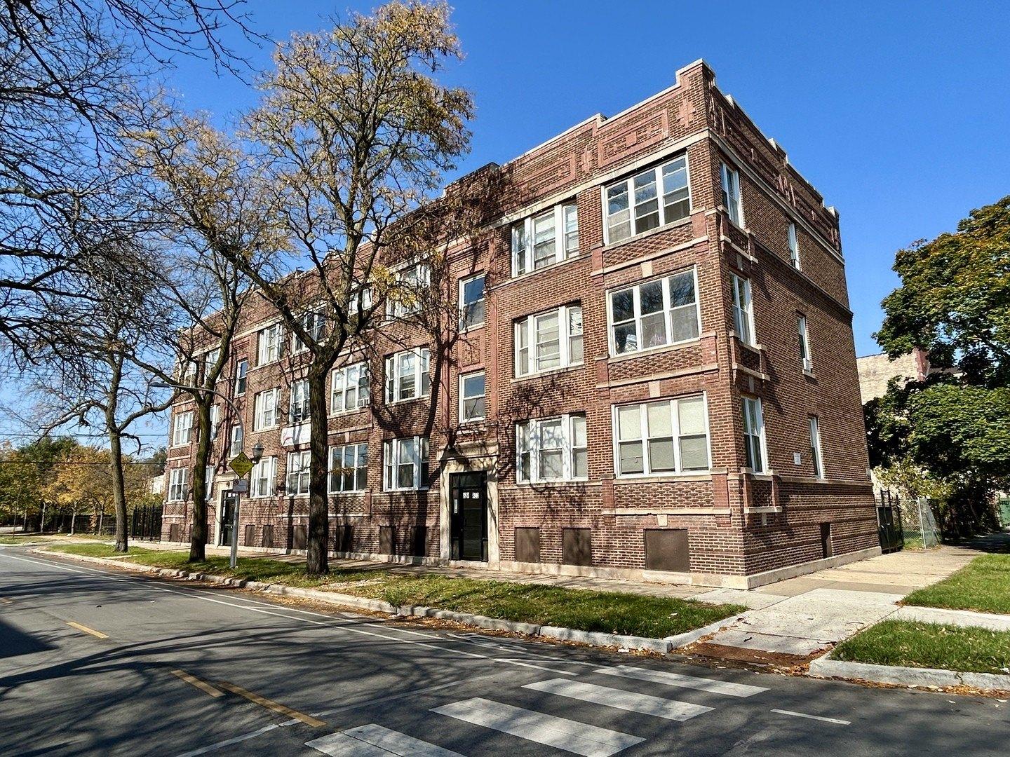 Property Image for 820 E Marquette Road