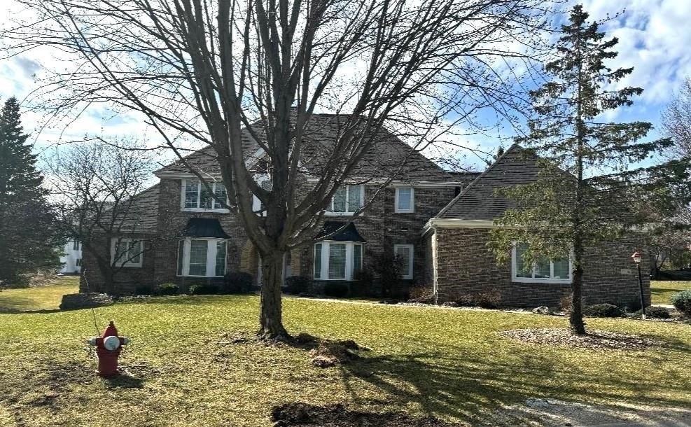 10 Coyote Court Madison WI 53717 MLS# 1975657 CENTURY 21 10 Coyote Court Madison WI 53717 MLS# 1975657 CENTURY 21