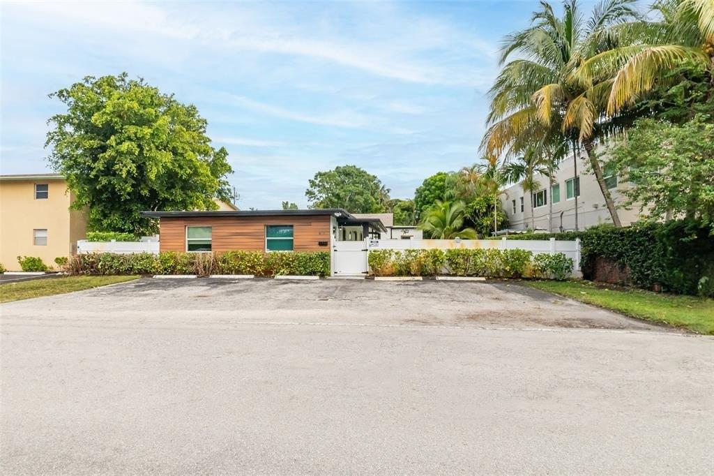 Property Image for 618 NE 14th Ave