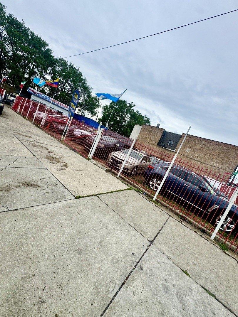 Property Image for 628 S Cicero Avenue