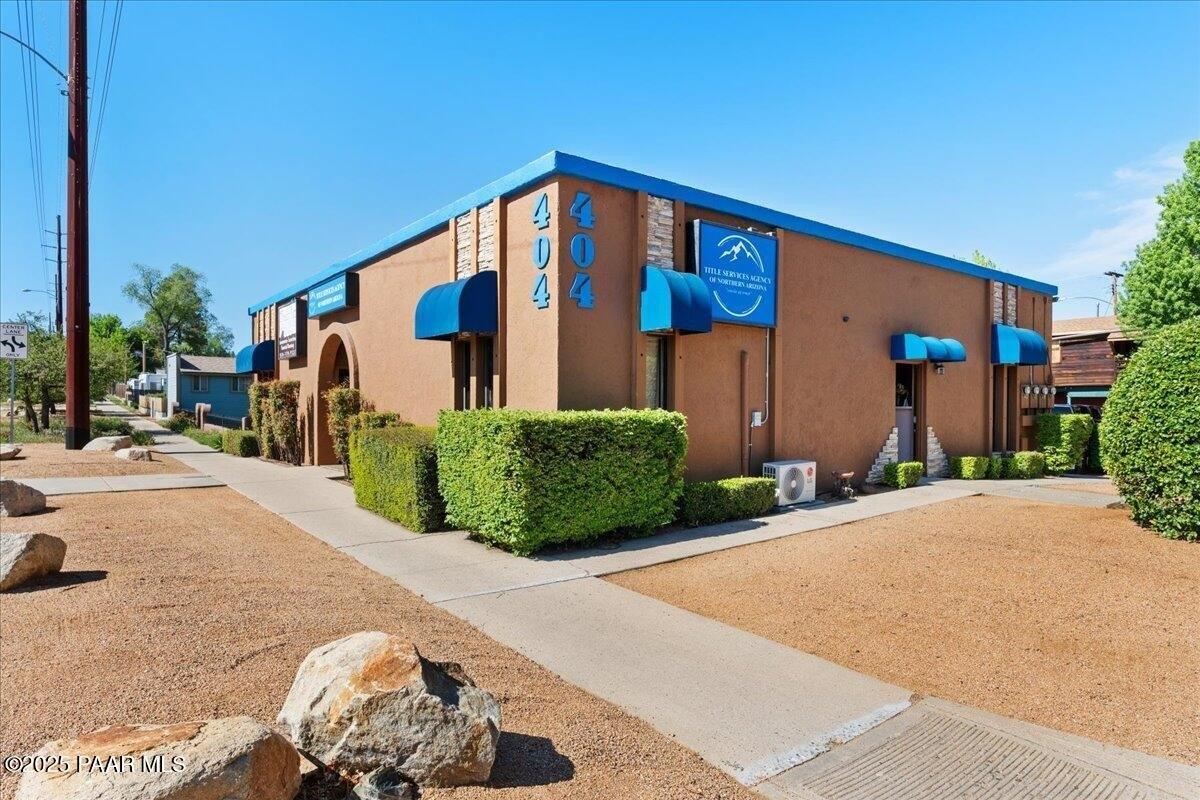 Property Image for 404 S Montezuma Street