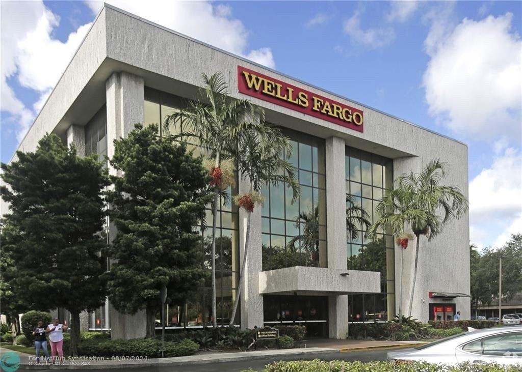 Property Image for 4600 Sheridan Street