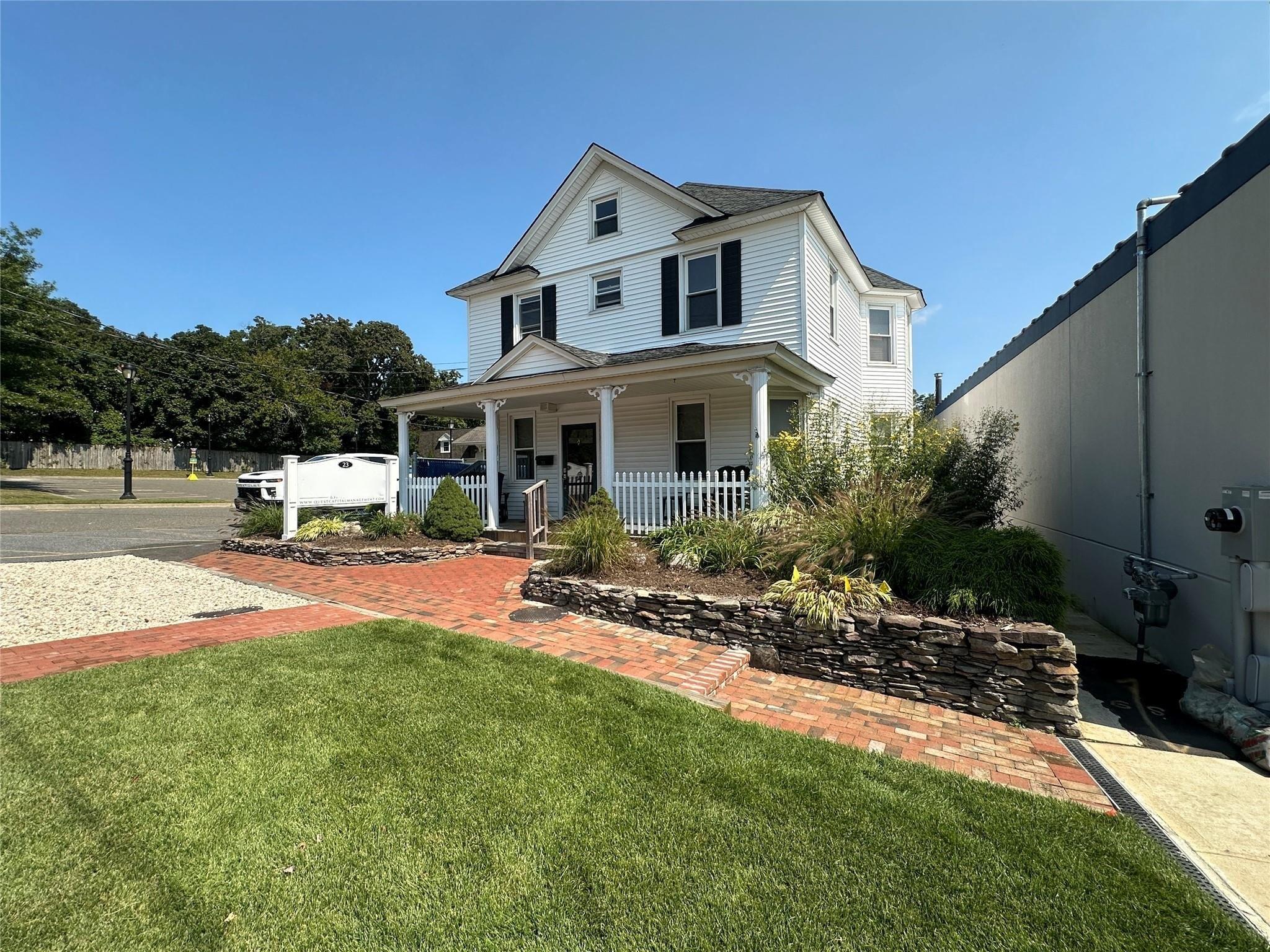 Property Image for 23 Bellemeade 1
