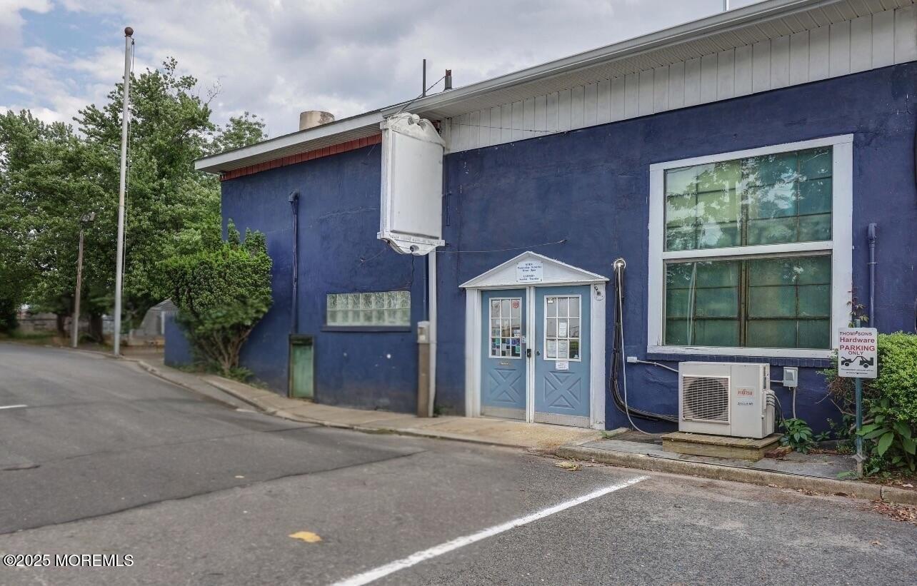 Property Image for 457 Broad Street