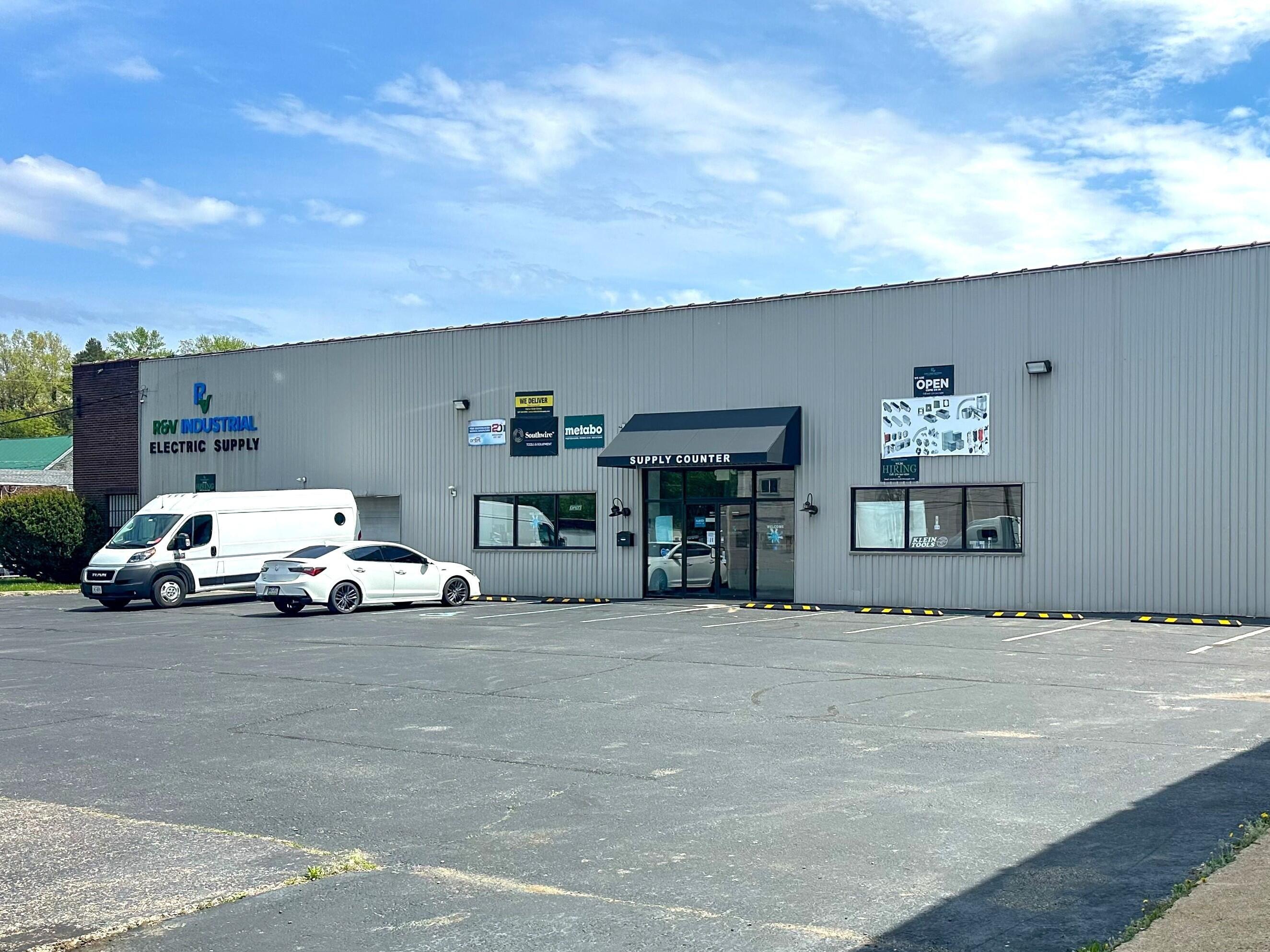 Property Image for 302 E Locust Street Retail